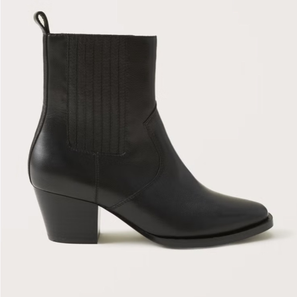 A&F Margaux Leathern Western Ankle Boots